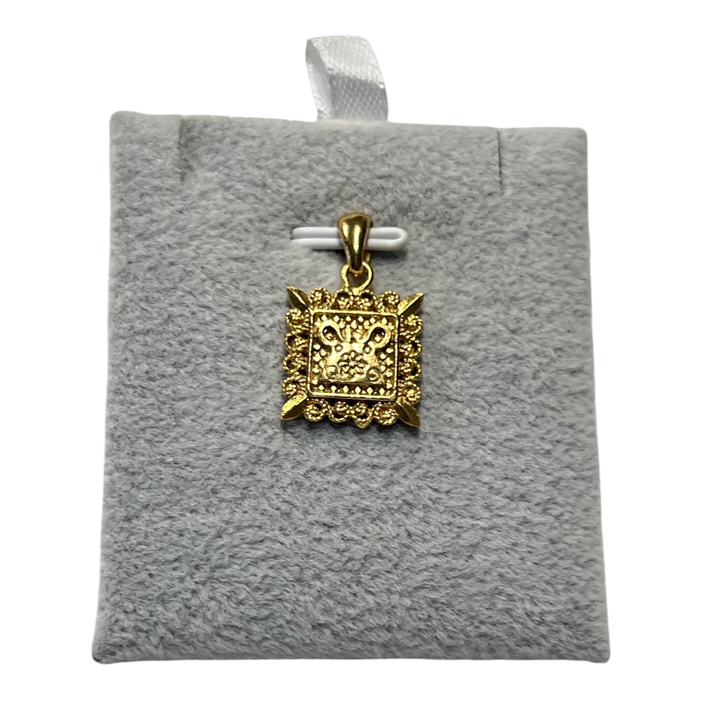 Silver Pendant 24K Gold Pya