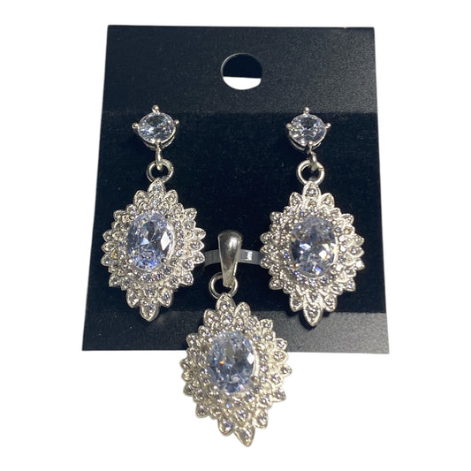 Silver Set Earrings Studs And Pendant Diamond Shaped Flower